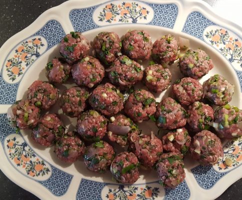 Gehaktballetjes gefrituurd (Laap Thod)