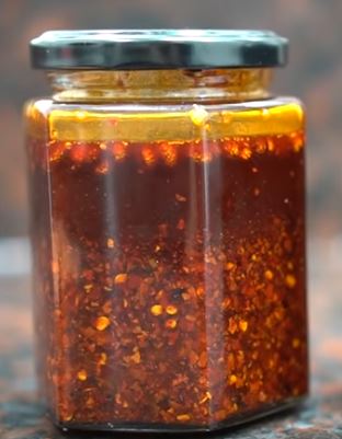 How to Make Chili Oil